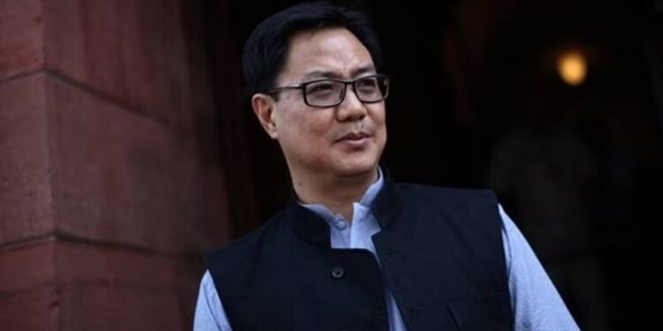 मोदी सरकारचा मोठा निर्णय! किरेन रिजिजूंना कायदा मंत्रीपदावरून हटवलं