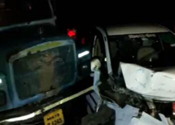 भरधाव डंपरची आमदार लता सोनवणे यांच्या कारला धडक ; सुदैवाने बालंबाल बचावल्या