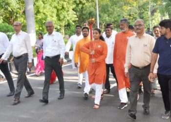 शिवराज्याभिषेक दिनानिमित्त विद्यापीठात शिवज्योत रॅली उत्साहात