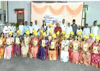 मौर्य क्रांती संघ व सकल धनगर समाजाच्यावतीने उल्लेखनीय कार्य करणाऱ्या महिलांचा अमळनेरात गौरव