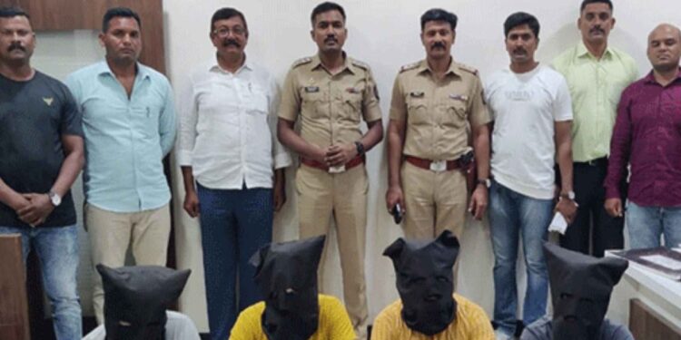 आधी मारहाण केली, नंतर विष पाजून केलं ठार, तरुणाच्या खूनप्रकरणी चौघांना अटक