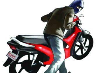 दुचाकीधारकांनो सावधान! जळगाव शहरात दुचाकी चोरीच्या घटना थांबेना, डॉक्टराची दुचाकी लांबविली