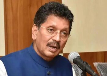 सर्व माध्यमांच्या शाळांमध्ये लवकरच ‘ज्युनिअर आणि सीनियर केजी’चे वर्ग ; शिक्षण मंत्री दीपक केसरकर