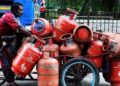 गॅस सिलेंडरच्या किमतीत मोठा दिलासा! LPG सिलेंडर 83 रुपयांनी स्वस्त, आजपासून नवे दर लागू