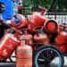 गॅस सिलेंडरच्या किमतीत मोठा दिलासा! LPG सिलेंडर 83 रुपयांनी स्वस्त, आजपासून नवे दर लागू