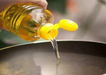 महागाईतून दिलासा मिळणार! खाद्यतेल आणखी स्वस्त होणार, सरकारने कंपन्यांना किंमत कमी करण्याचे निर्देश