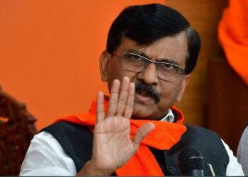 .. मग् मोदी-शाह आणि फडणवीस शिवसेनेत प्रवेश करतील ; संजय राऊत नेमकं काय म्हणाले