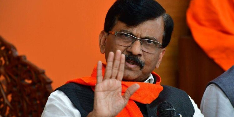 .. मग् मोदी-शाह आणि फडणवीस शिवसेनेत प्रवेश करतील ; संजय राऊत नेमकं काय म्हणाले