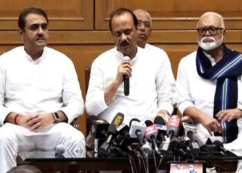 पक्षाचं नाव आणि चिन्ह दोन्ही माझ्याकडे -उपमुख्यमंत्र्यांची शपथ घेल्यानंतर अजित पवारांची प्रतिक्रिया