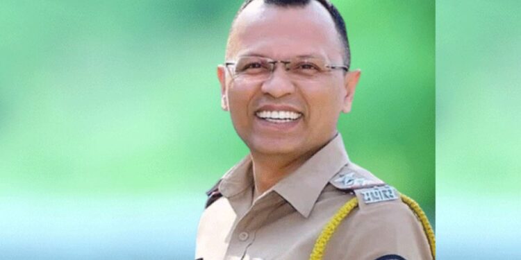 ३ लाखाची लाच घेताना पोलीस निरीक्षकासह दोघे जाळ्यात