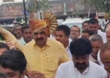 मंत्रिपदाची शपथ घेतल्यानंतर ना.अनिल पाटील यांचे जळगावात जल्लोषात स्वागत