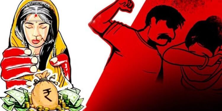 घर घेण्यासाठी माहेरहून पैसे आणत नसल्याने विवाहितेचा छळ ; पतीसह सासरच्या मंडळींविरोधात गुन्हा दाखल