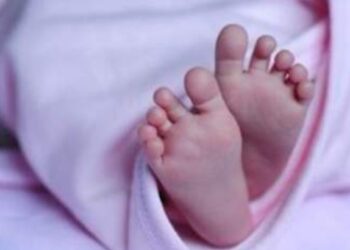 अरे देवा! मातेने पोटच्या नऊ महिन्यांच्या मुलीला 800 रुपयांत विकली, कुठे घडली ही घटना