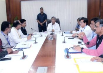 विद्यापीठांनी परीक्षांचे निकाल वेळेत जाहीर करण्याचे उच्च व तंत्र शिक्षण मंत्र्यांच्या सूचना