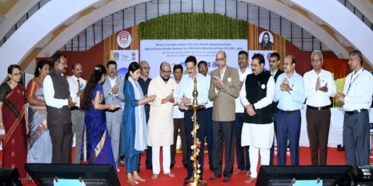 यशासाठी तरूण पिढीने जगाच्या पाठीवर कोठेही जाण्याची तयारी ठेवावी – मंत्री गिरीश महाजन