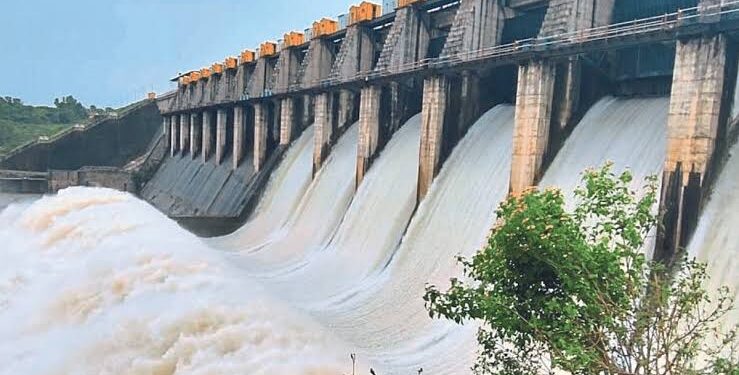 मोठी बातमी : हतनूर धरणाचे 4 दरवाजे प्रत्येकी अर्धा मीटरने उघडण्यात येणार