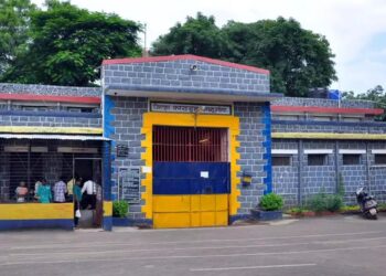 कैद्यावर अनैसर्गिक कृत्य करून लोखंडी पट्टीने वार ; जिल्हा कारागृहातील धक्कादायक घटना