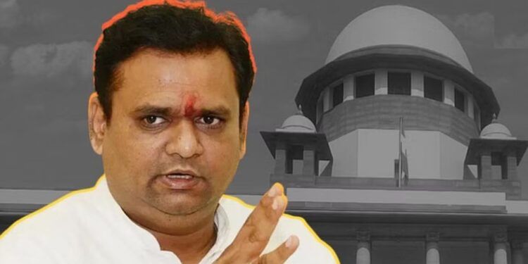 मोठी बातमी! १६ आमदारांच्या अपात्रतेप्रकरणी विधानसभेच्या अध्यक्षांना सुप्रीम कोर्टाची नोटीस