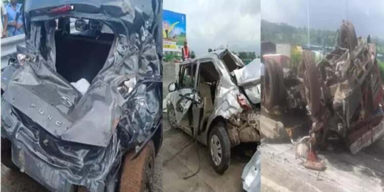 मुंबई-पुणे एक्स्प्रेस वेवर भीषण अपघात; गाड्यांचा चेंंदामेंदा, दोन जण जागीच ठार