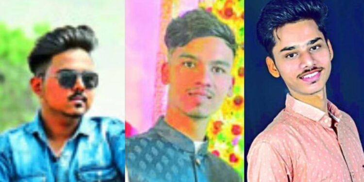 पोहोण्याचा मोह जीवावर बेतला ! रामेश्वरच्या त्रिवेणी संगमावर एरंडोलमधील तिघा भावांचा बुडून मृत्यू