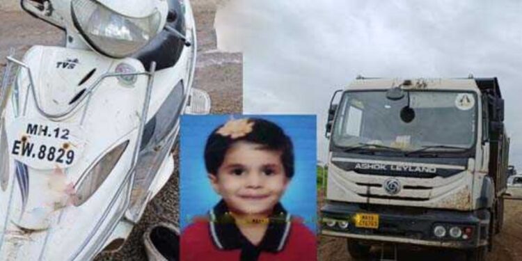 जळगावात भरधाव डंपरच्या धडकेत शाळकरी चिमुकलीचा मृत्यू
