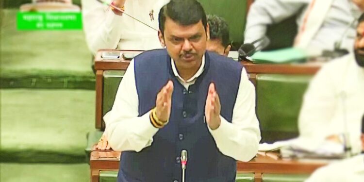 गुन्हेगारीच्या बाबतीत आता हे धोरण अवलंबणार ; उपमुख्यमंत्री फडणवीसांची विधानसभेत माहिती