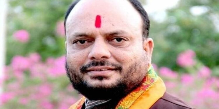 कक्ष अधिकारी पदोन्नतीसाठीच्या विभागीय परिक्षेसंदर्भातील निकषाबाबत महिन्याभरात बैठक घेणार – मंत्री गुलाबराव पाटील