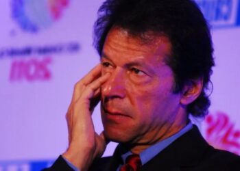 इम्रान खानला कोर्टाचा दणका! 3 वर्षांच्या कारावासाच्या शिक्षेसह ठोठावला दंड