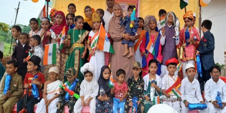 जुमेरा क्लासेस तर्फे स्वातंत्र्य दिन साजरा