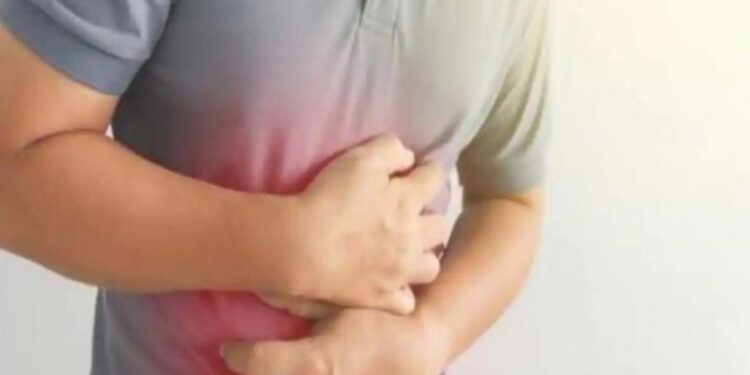 चुकूनही ‘हे’ अन्न खाऊ नका! अपचनाचा त्रास वाढू शकतो… काय आहे वाचा..