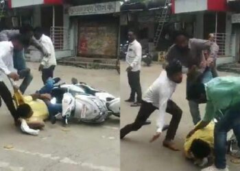 पाचोऱ्यातील पत्रकार बेदम मारहाण ; आमदार रोहित पवारांनी मारहाणीचा व्हिडीओ केला शेअर