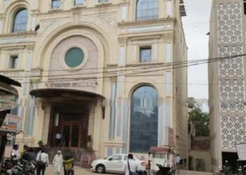 जळगावातील प्रसिद्ध राजमल लखीचंद समूहावर ईडीची धाड