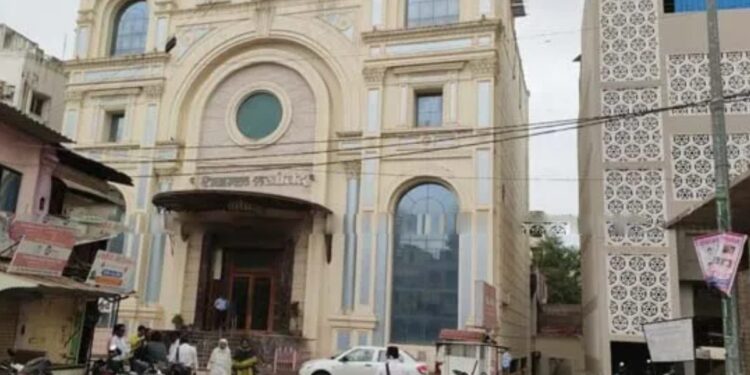 जळगावातील प्रसिद्ध राजमल लखीचंद समूहावर ईडीची धाड