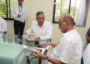 शरद पवार यांनी दिला अशोक जैन यांना ‘हा’ सल्ला ; म्हणाले..