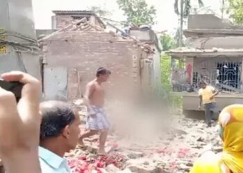 VIDEO : फटाक्यांच्या कारखान्यात झालेल्या स्फोटात पाच जणांचा मृत्यू