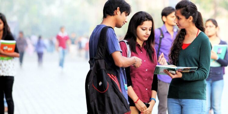 BA, B.Sc, B.Com उमेदवारांना मिळणार या 10 नोकऱ्यांमध्ये भरघोस पगार