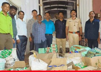 तुम्हीही डेटॉल साबण, शॅम्पू,, झंडू बाम, सर्फ एक्सल वापरत असाल तर सावधान ! जळगावात लाखोंचा बनावट साठा जप्त