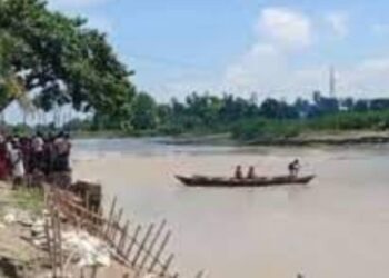 मुझफ्फरपूरमध्ये बोटीचा मोठा अपघात, शाळेत जात असलेल्या 33 मुलांची बोट नदीत उलटली