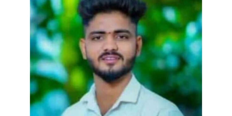 तरुणाने तापी नदीच्या पुलावरून उडी घेत संपवले जीवन