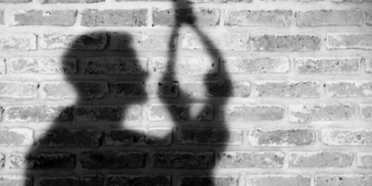 कुसुंब्यातील १९ वर्षीय तरुणाची गळफास घेऊन आत्महत्या