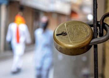 कोरोनापेक्षाही भयंकर आणि जीवघेण्या व्हायरस ; देशातील या ठिकाणी मिनी लॉकडाऊन जाहीर