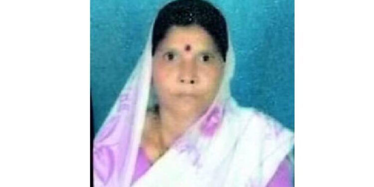 धक्कादायक! धावत्या रेल्वेखाली सापडून दोघांचा मृत्यू, पाचोरा तालुक्यातील घटना