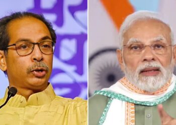 पोलादी पुरुष केवळ नावाचे नाही तर.. उद्धव ठाकरेंचा पंतप्रधान मोदींवर टोला
