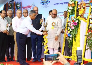 भविष्यातील करिअर घडविण्यासाठी युवक महोत्सवाचा निश्चितच फायदा होणार – मंत्री गुलाबराव पाटील