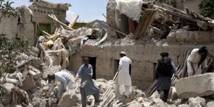 अफगाणिस्तानमध्ये शक्तिशाली भूकंपामुळे 2000 लोक ठार