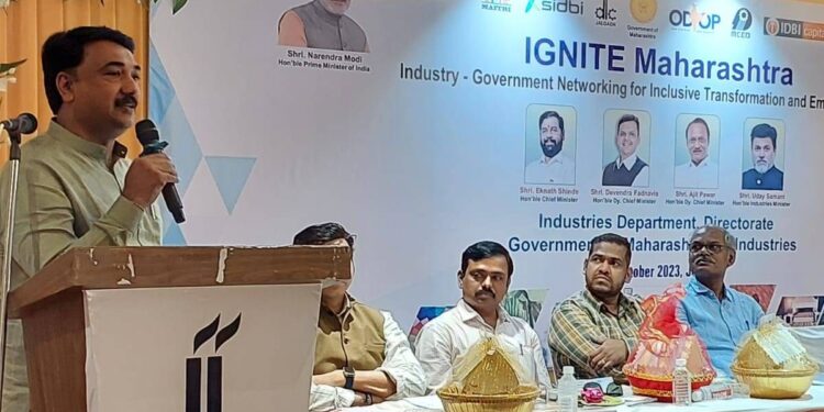 उद्योजकांनी केंद्र व राज्य शासनाच्या योजनांचा लाभ घ्यावा – खासदार उन्मेष पाटील