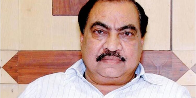 एकनाथ खडसेंसह कुटुंबीय पुन्हा अडचणीत ; तब्बल १३७ कोटींच्या दंडाची नोटीस, काय आहे प्रकरण?