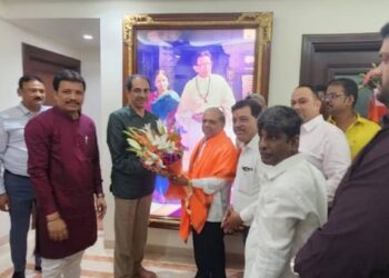 मनसेच्या राज ठाकरेंना धक्का ; या नेत्याने केला ठाकरे गटाच्या शिवसेनेत प्रवेश