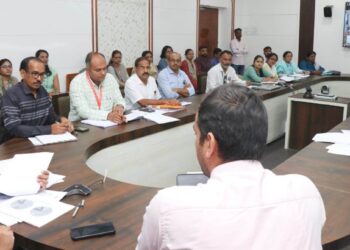 जिल्हा तंबाखूमुक्त करण्यासाठी प्रशासन सरसावले ! २ लाख ८२ हजारांचा दंड वसूल