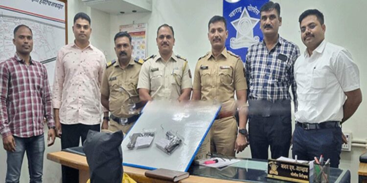 दोन पिस्टलसह एकाला अटक, एक पसार ; भुसावळ बाजारपेठ पोलिसांची कारवाई